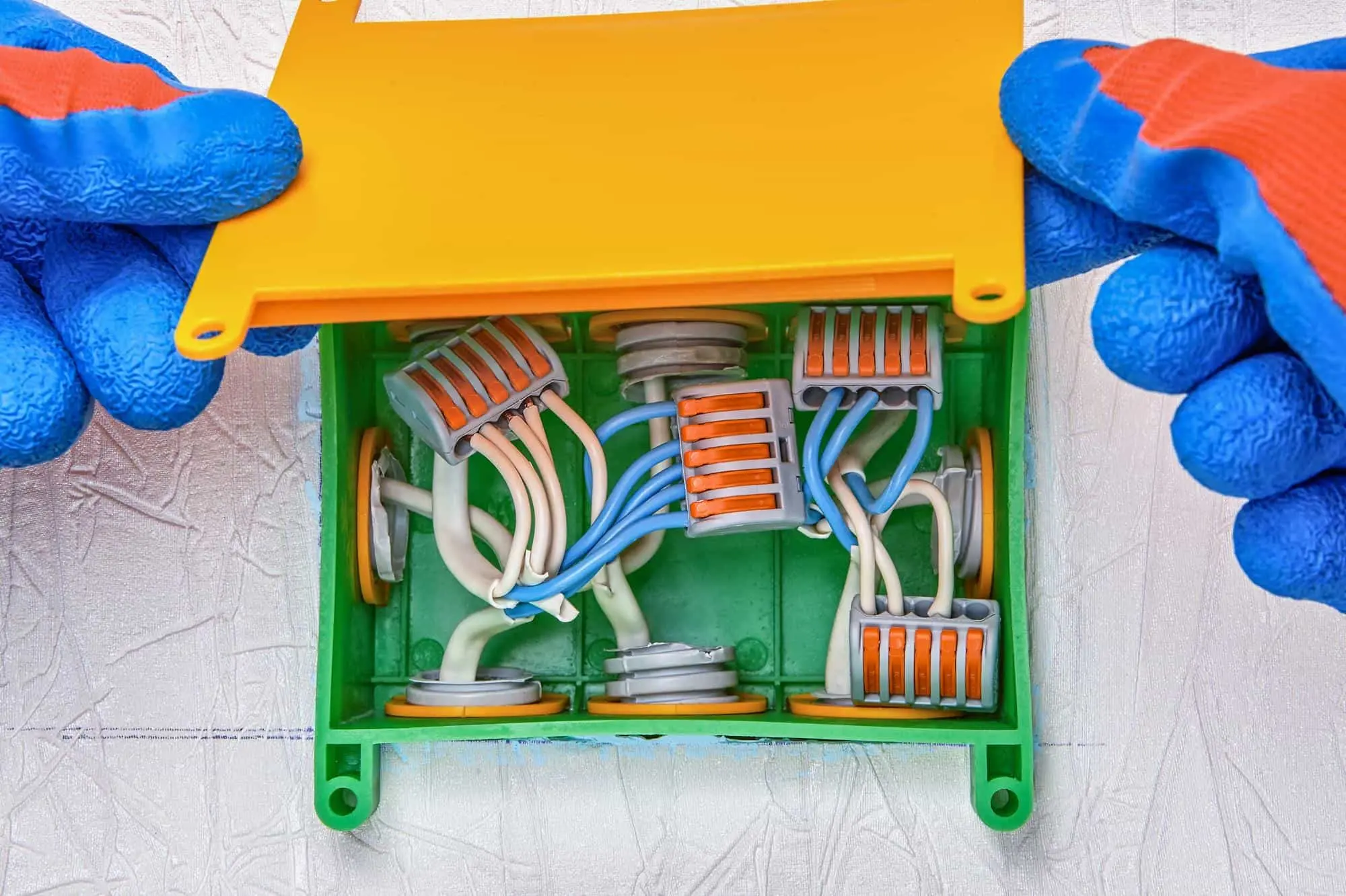 Junction Boxes - The Essential Guide to Junction Boxes: Types, Uses, and Installation - Vorlane - Vorlane Junction Boxes - The Essential Guide to Junction Boxes: Types, Uses, and Installation - Vorlane - Vorlane