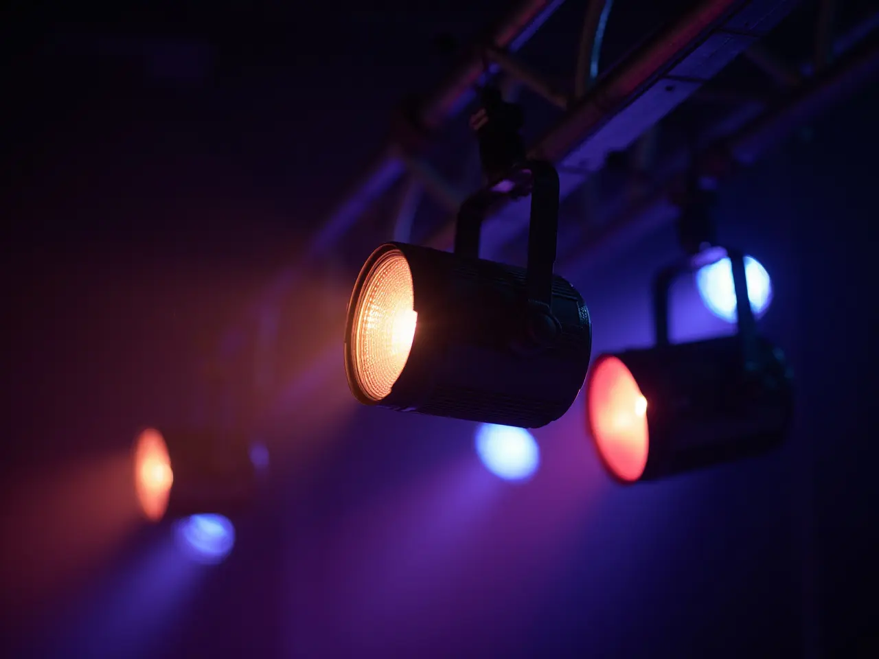 PAR 56 stage light casting a focused beam on stage - What does PAR 56 mean? - Vorlane - Vorlane PAR 56 stage light casting a focused beam on stage - What does PAR 56 mean? - Vorlane - Vorlane
